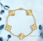 V C&A Sweet Alhambra Gold Bracelet with Diamond 5 motifs